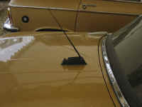 antenne_coffre_cab.jpg (90469 octets)