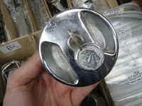 bouchon-peugeot_reims_a.jpg (98510 octets)