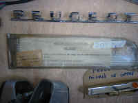 grille-custode-204berline_a.jpg (85985 octets)